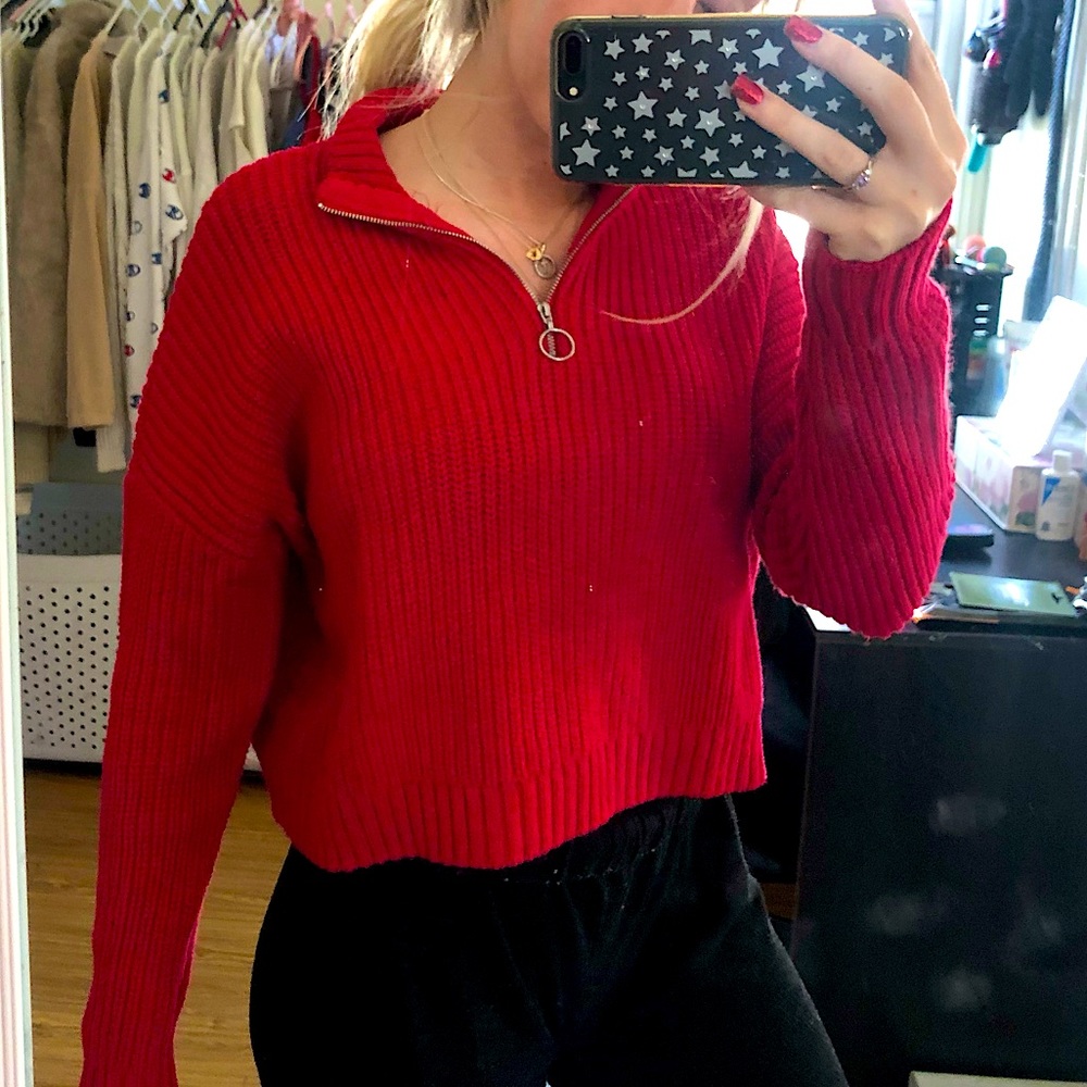 cropped hollister 1/4 zip